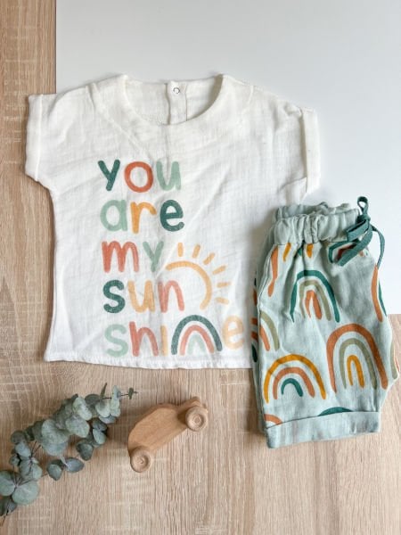 2-PIECE SET WITH SHORTS