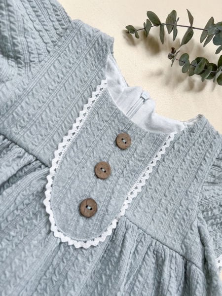 LACE DETAILED DRESS