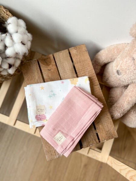 BULUT DESENLİ VE PEMBE DÜZ MÜSLİN BEBEK ÖRTÜSÜ 2'Lİ SET