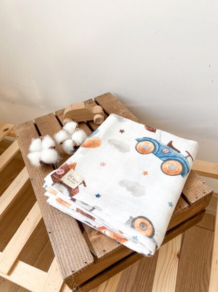 CAR PATTERNED MUSLIN CLOTH