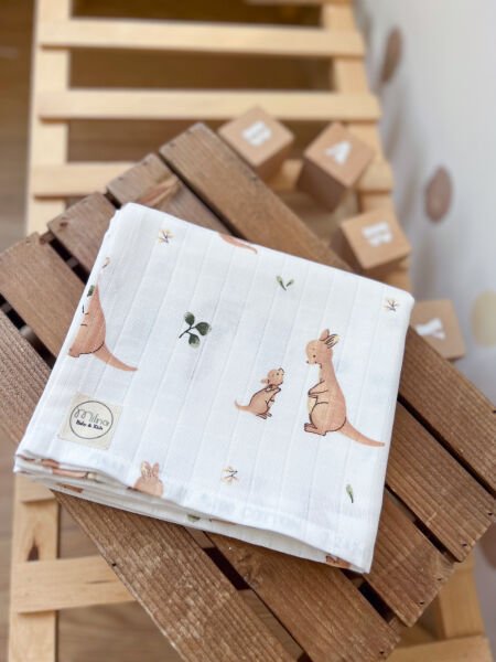 KANGAROO PATTERNED MUSLIN COVER