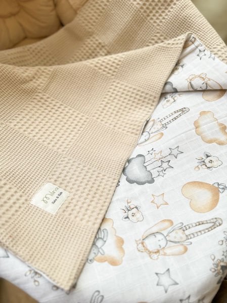 Çift Taraflı Müslin Bebek Battaniyesi | Doğal, Nefes Alabilen Kumas Bej Tavsan Desenli
