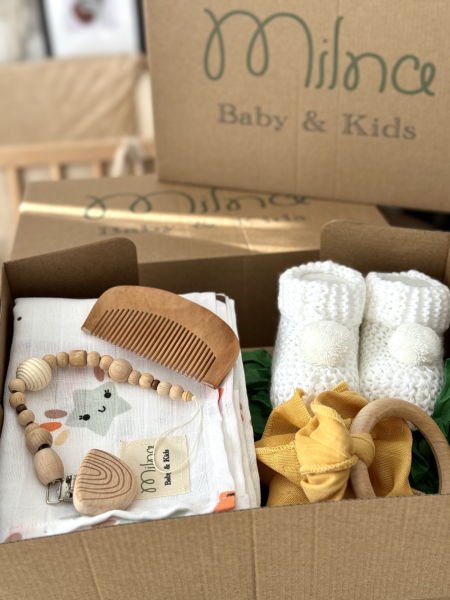 طقم قماش موسلين لحديثي الولادة - أصفر