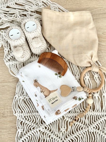 طقم قماش موسلين لحديثي الولادة - بيج