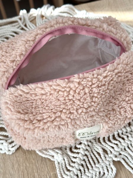 حقيبة العناية بالطفل - بودرة