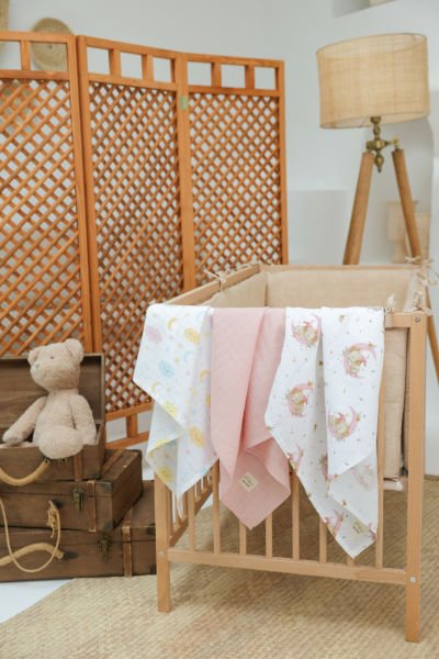 3’lü Müslin Bebek Örtüsü Seti – %100 Pamuk, Tek Kat, 75x85 cm, Bulut ve Fil Desenli, Pembe Düz Renk  | Milna Baby Kids