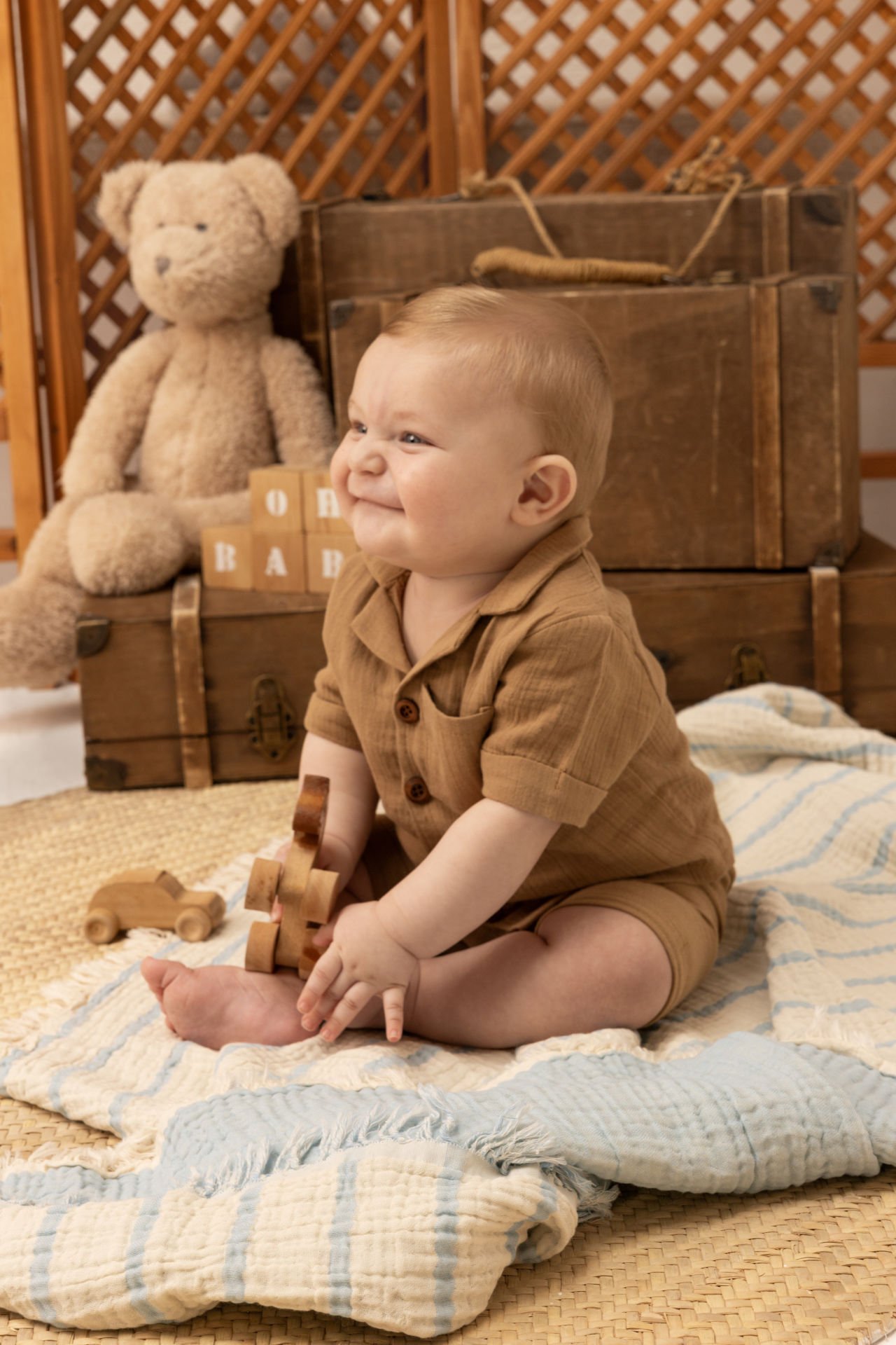 100% Cotton Muslin Pocket Baby Boy Two-Piece Set (6-18 Months)