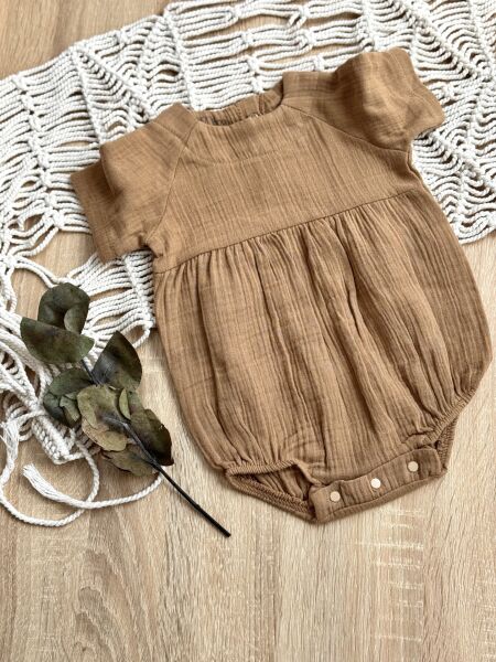 %100 Pamuk Müslin Bebek Romper – Yazlık, Nefes Alan, Şık ve Konforlu Tasarım