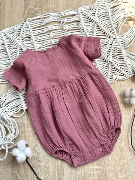 %100 Pamuk Müslin Bebek Romper – Yazlık, Nefes Alan, Şık ve Konforlu Tasarım