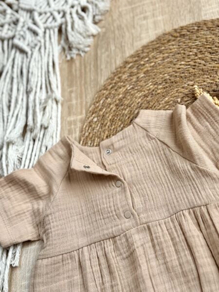 %100 Pamuk Müslin Bebek Romper – Yazlık, Nefes Alan, Şık ve Konforlu Tasarım