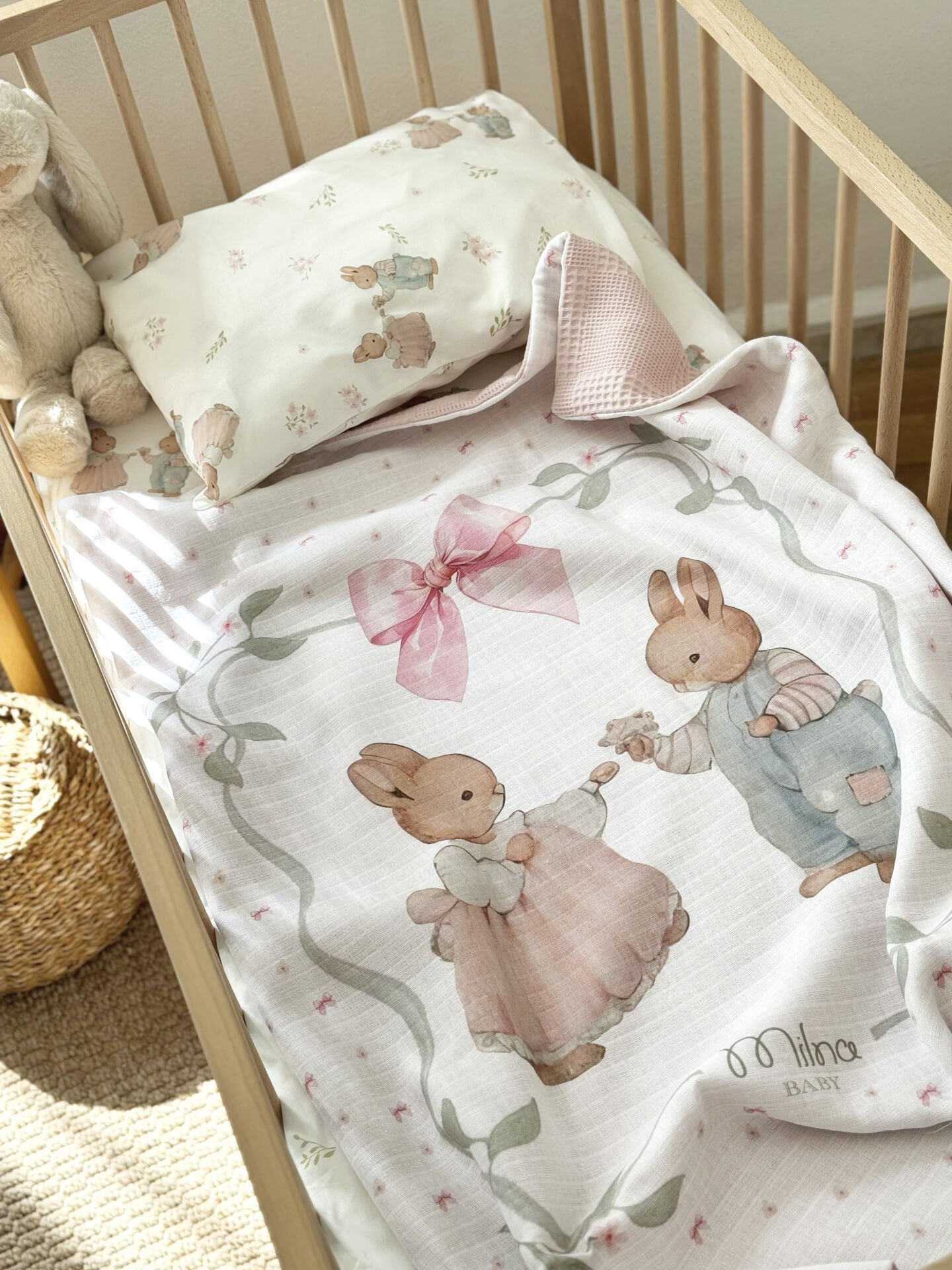 Dear Rabbits Müslin Pike Takımı - 3 Parça %100 Pamuk Bebek Seti ( Çift Taraflı Müslin Battaniye + Çarşaf + Yastık Kılıfı)